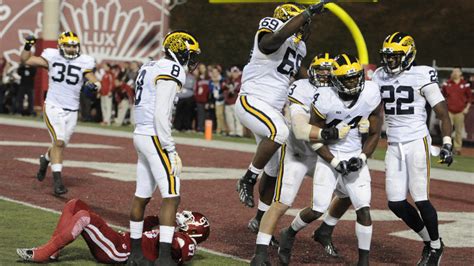 michigan vs indiana point spread.